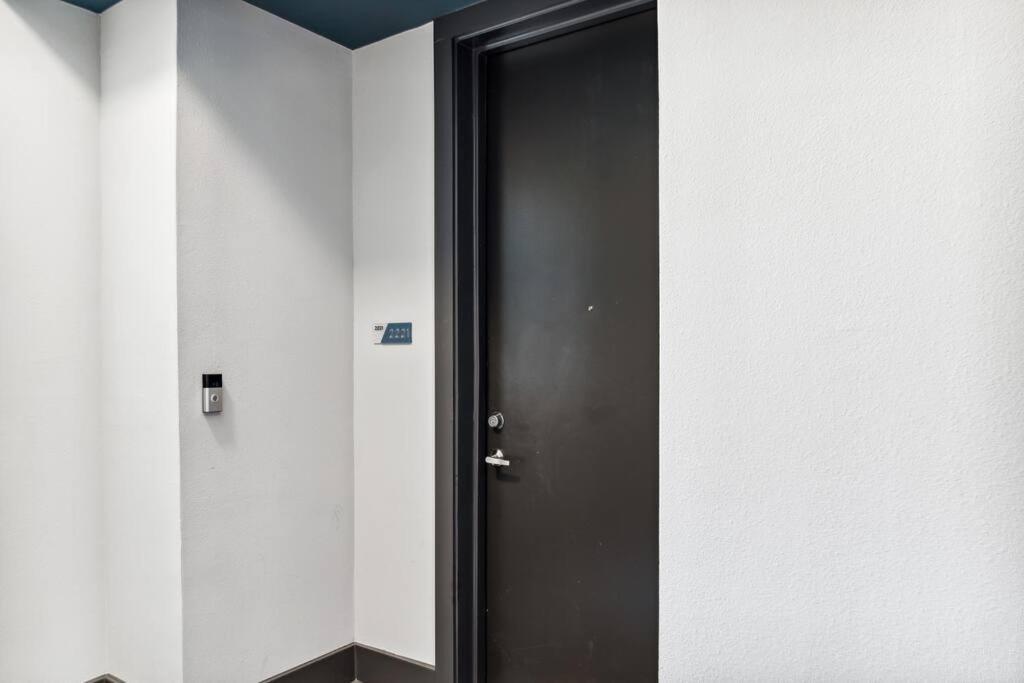 Luxurious 1Bd Apt In Austin Suburb ฟลูเกอร์วิลล์ ภายนอก รูปภาพ